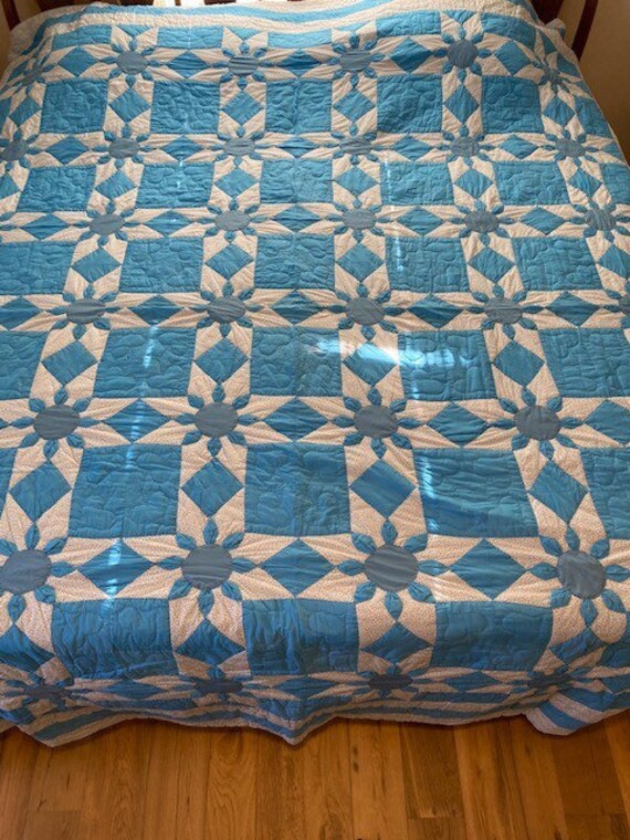 Hand Quilted Quilt Sunflower Blanket Throw Blue Quilt Gift for Her Hand Quilting Bedroom Decor Custom Quilt Star Quilt Etsy