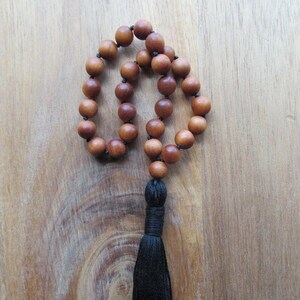27 Bead Sandalwood Pocket Mala with Black Tassel, Meditation Beads, Buddhist Prayer Beads, Japa Mala, Hand Knotted Mala, Small Yoga Mala