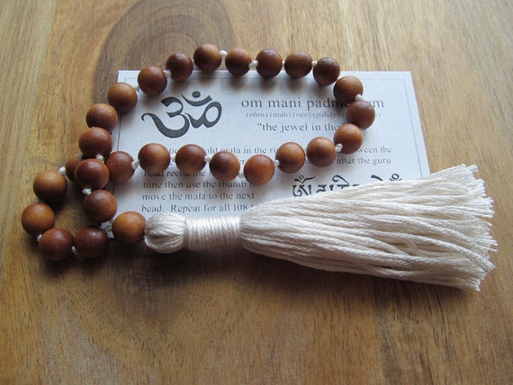 Sandalwood Mala Beads, 27 Bead Mala, Pocket Mala, Meditation Beads,  Buddhist Prayer Beads, Japa Mala, Hand Knotted Mala, Small Yoga Mala -   Canada