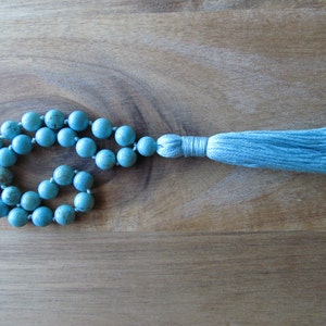 Turquoise Mala Beads, 27 Bead Mala, Pocket Mala, Meditation Beads, Buddhist Prayer Beads, Japa Mala, Hand Knotted Mala, Yoga Jewelry image 2