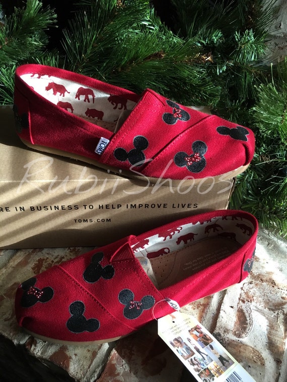 mickey mouse toms shoes