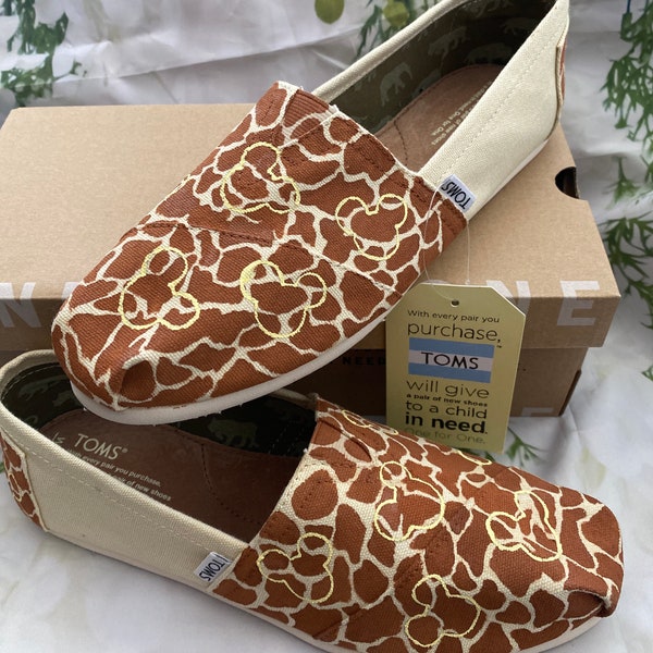 toms giraffe shoes