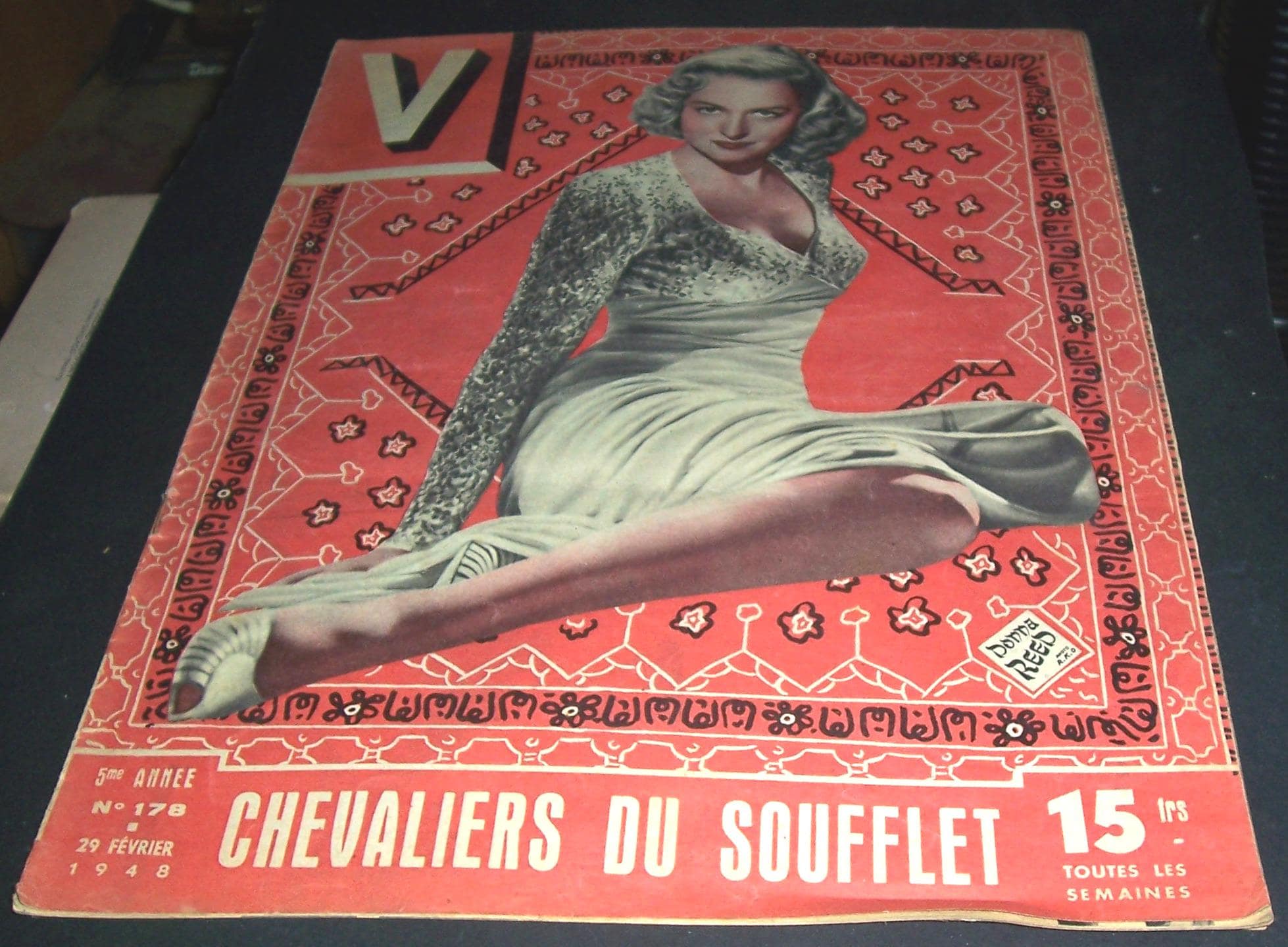 1948 French V magazine, Donna Reed cover