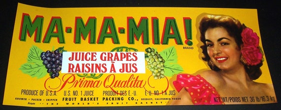 CRATE LABEL VINTAGE FRUIT GRAPES WINE TOUCHDOWN FOOTBALL FRESNO 1970S