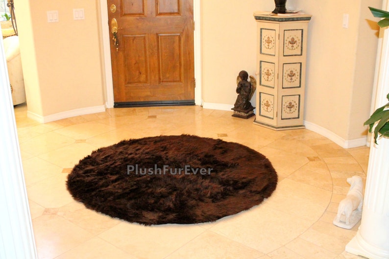 Luxurious Round Faux Fur Area Rug Sheepskin Bearskin Brown - Black And White Bearskin Rug Luxurious Round Faux Fur Area Rug Sheepskin Bearskin Brown - Black And White Bearskin Rug