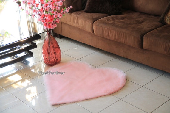 Light Pink Heart Shape Faux Fur Rug Valentines Gift Living Room Fur Area Rug Shag Accent Rug