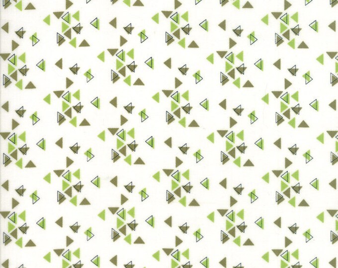 SALE!! 1/2 Yard - Spectrum Ombre - Triangles - Avocado Paper - V and Co - Vanessa Christenson - Moda Fabrics - Fabric Yardage - 10862-22