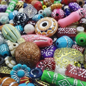 100 pce Antique Style Etched Acrylic Beads Various Sizes, Shapes & Colors Jewelry Making Craft image 8