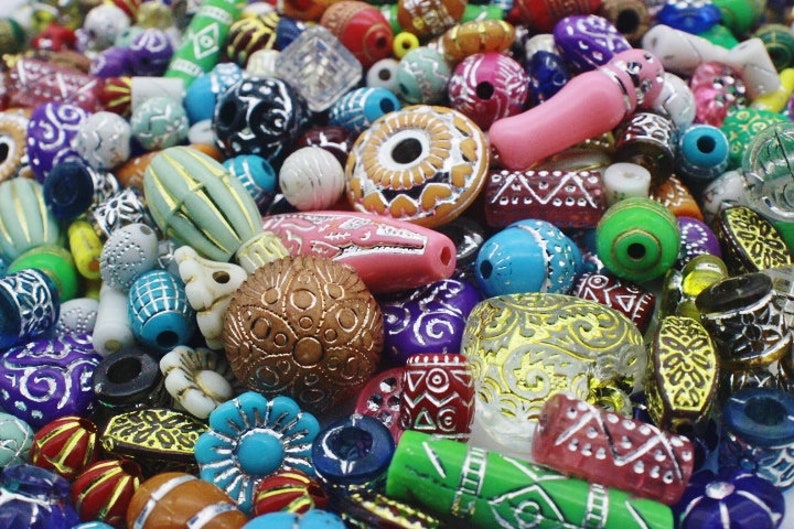 100 pce Antique Style Etched Acrylic Beads Various Sizes, Shapes & Colors Jewelry Making Craft image 8