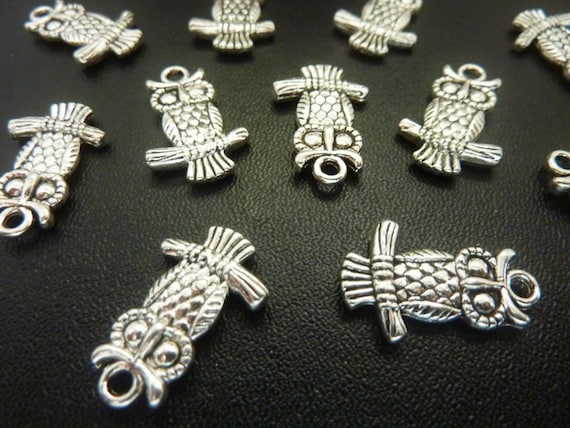 16 pce Metal Antique Silver Owl Charms 19mm x 12mm Jewellery Making Craft