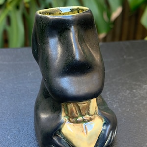 Claddagh Moai Shot 2E #8