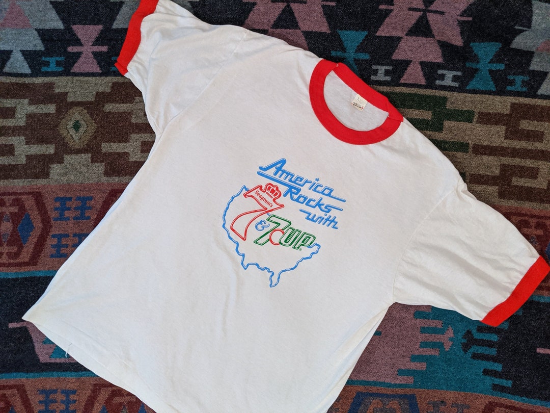 70s Hutch Reach Co. 7up ロゴ ストライプTシャツ