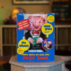 90s Talking Animatronic Piggy Bank // Money Makes My Head Spin Fun Damental Too LTD NiB