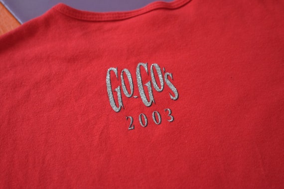 The Go-Go's Tour T-Shirt 2003 / Red Silver Sparkl… - image 4