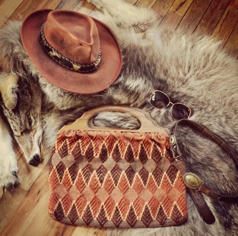 What Color Purse For Fall