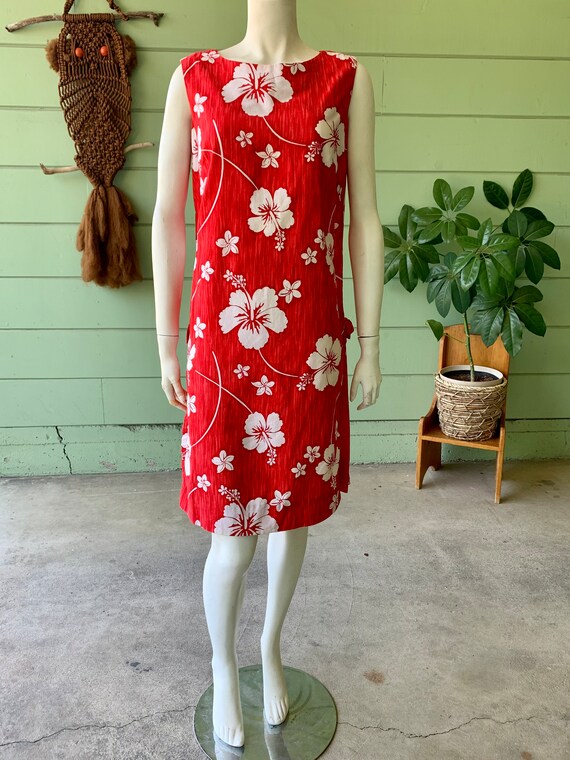 1960s vintage ROYAL HAWAIIAN red floral sleeveles… - image 1