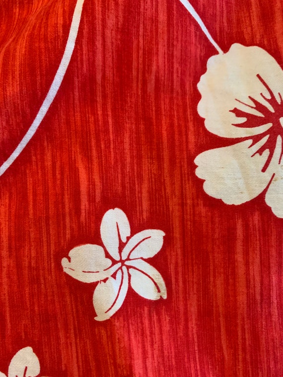 1960s vintage ROYAL HAWAIIAN red floral sleeveles… - image 7