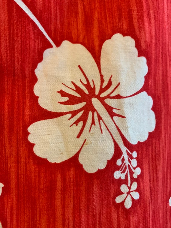 1960s vintage ROYAL HAWAIIAN red floral sleeveles… - image 8