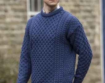 Suéter Aran Tradicional, Suéter Pescador Irlandés, 100% Suave Lana Merino- HECHO EN IRLANDA- Peso Pesado- Azul Denim