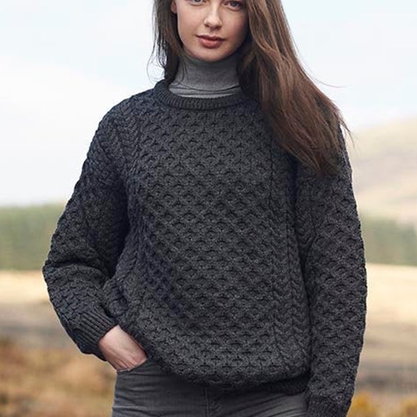 Traditionnel pull Aran, pull pêcheur irlandais,100% Laine mérinos douce- MADE IN IRELAND- Heavyweight- Charcoal Grey