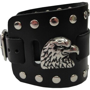 Bracciale da polso con polsino largo in pelle pieno fiore con fibbia nera, fatto a mano, con testa di aquila americana, stile motociclista militare, rocker, U.S.A. NYC