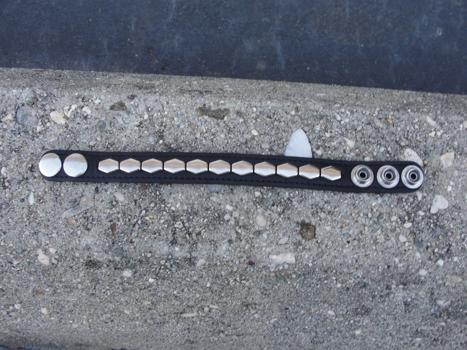 Stitched Black Latigo Leather Wristband 3/4