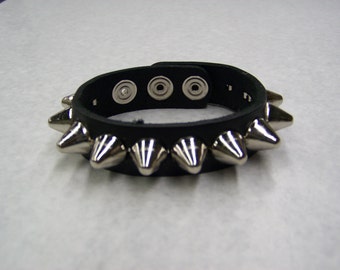Punk Rock Classic Rivet Charm Bracelet Rose Red SumBonum Jewelry Mens Womens Alloy Leather Wide Cuff Bracelet Punk Rock Classic Rivet Charm Bracelet Rose Red SumBonum Jewelry Mens Womens Alloy Leather Wide Cuff Bracelet