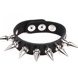 Premium Full Grain Leather Spiked Wristband Tree 1 Tall Spikes Cuff ...