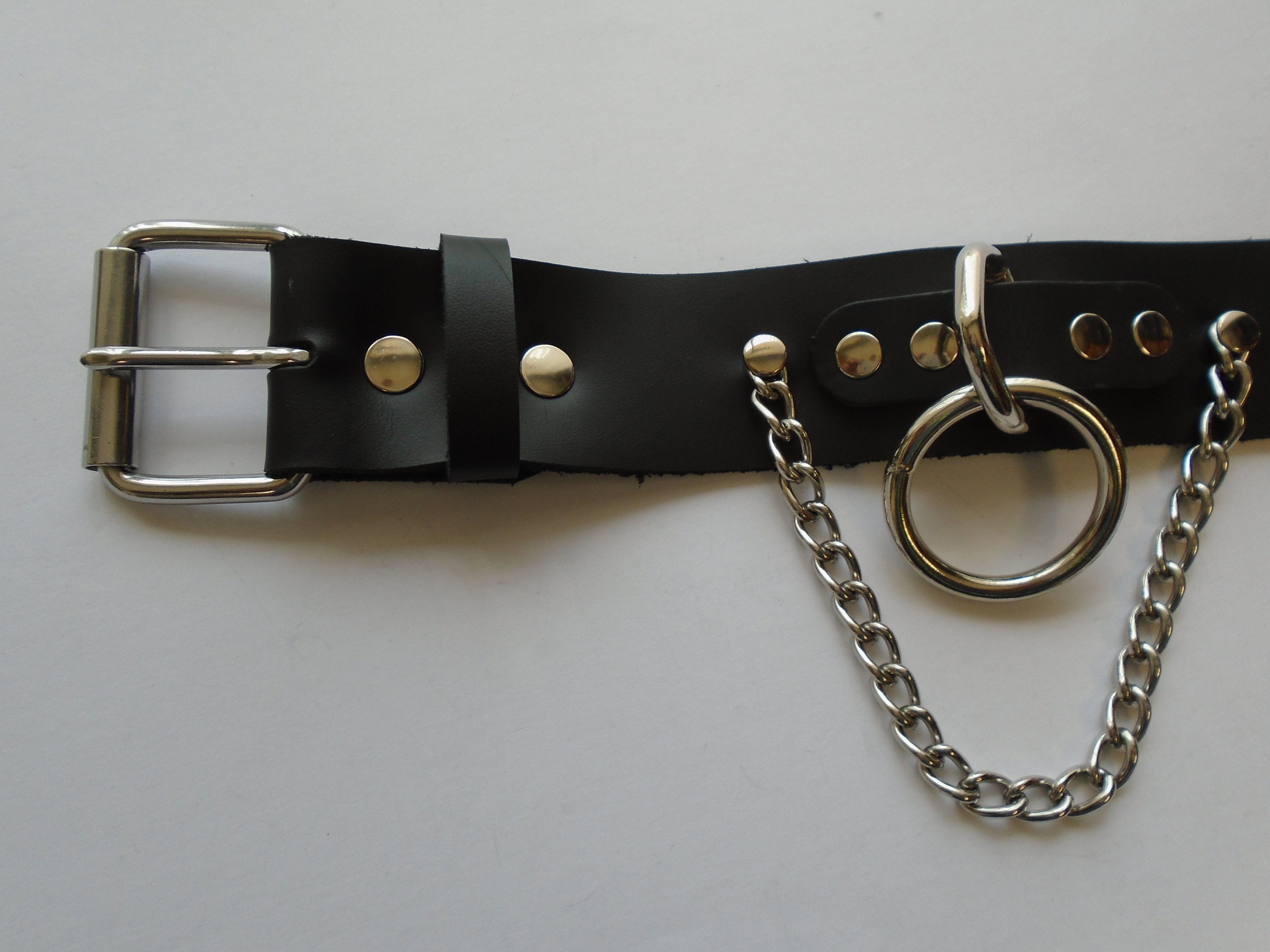 Y2K Draping Chain Halter O-Ring Black Leather Belt Silver-Tone Gothic Punk Rock Steam Punk Halter Ring Belt Full Grain Black Leather Pieces  main image 3