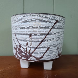 Vintage Mid Century Modernist Footed Ikebana
