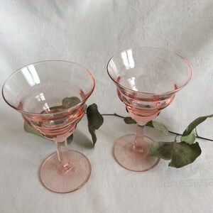 2 glasses Art Deco rose , wine , cocktails, 1960s Bild 2