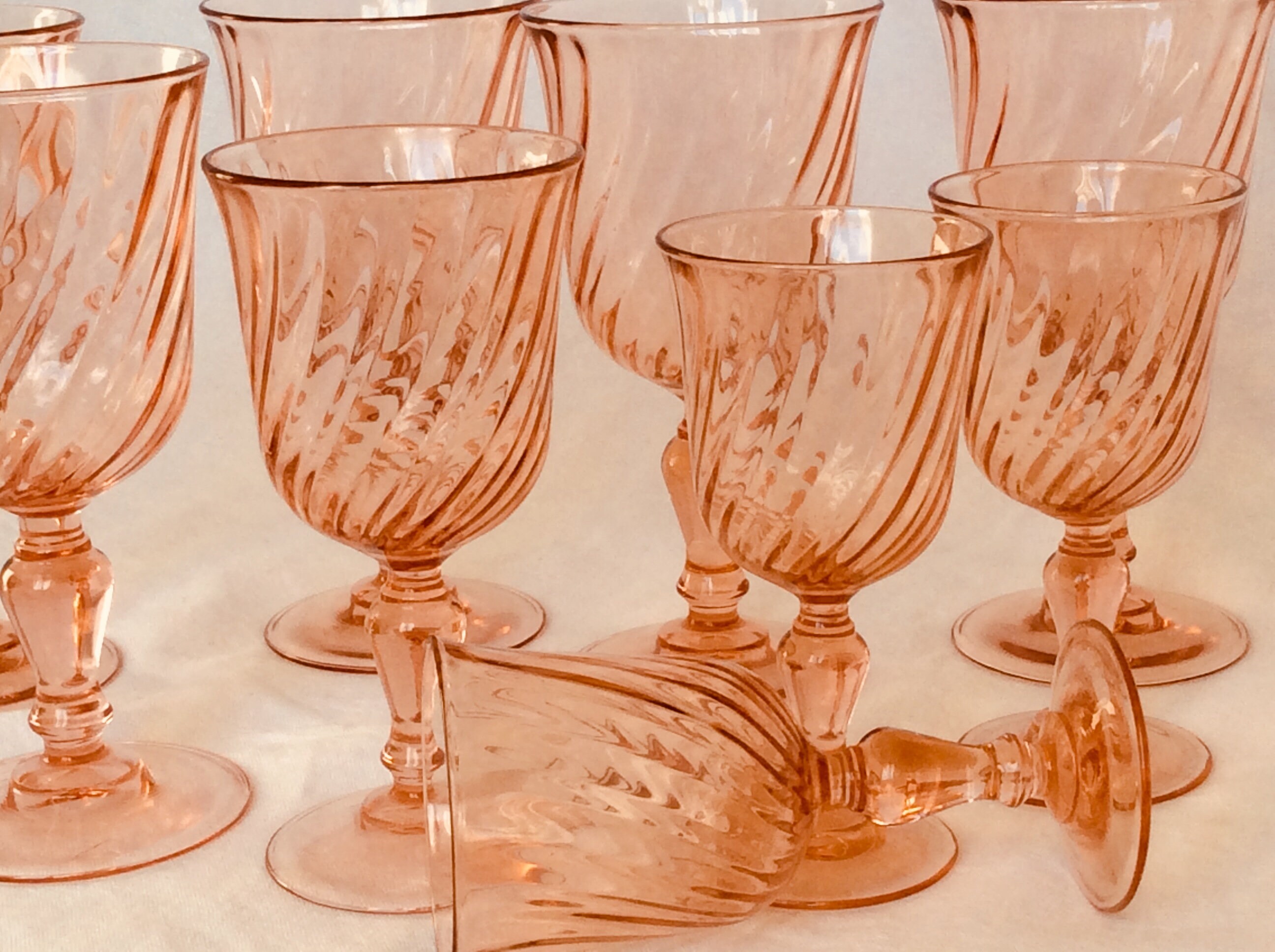 9 Verres à Pied Rose , Luminarc Service Rosaline, Verre Tourbillon