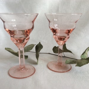 2 glasses Art Deco rose , wine , cocktails, 1960s Bild 1