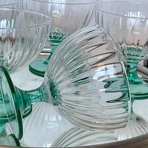 5 vintage Green footed cups , dessert cups , ice cream glasses , cocktail glasses