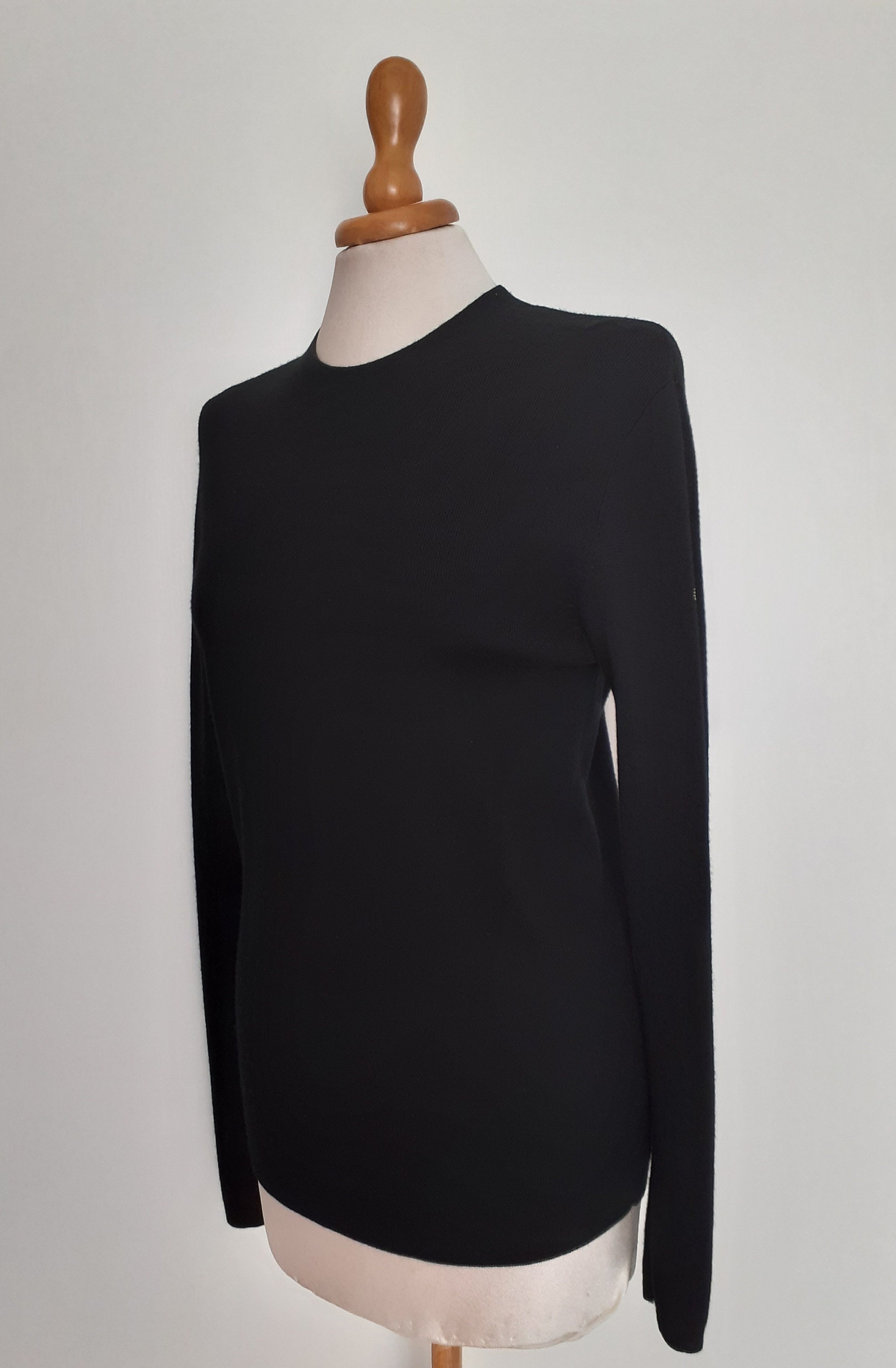 Auth. CHANEL 96A Black CC Logo Turtleneck Long Sleeves Knit Cashmere Top  X-small