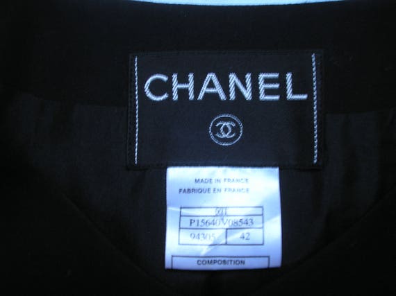 Authentic Chanel black wool "Gabrielle" button co… - image 7