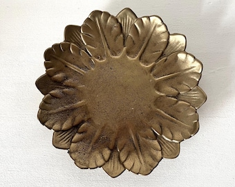 Bandeja de servir vintage de latón macizo: decoración italiana moderna de mediados de siglo.