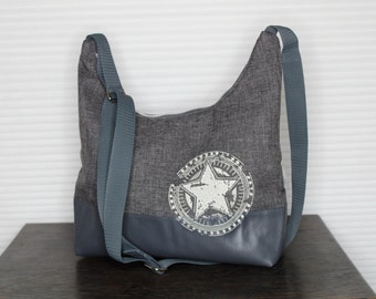 Shoulder bag in anthracite with an embroidered star in a vintage look