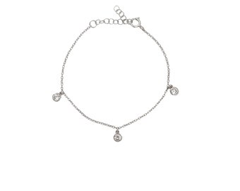 Chic Cubic Zirconia Bracelet. 925 Sterling Silver and White Cubic Zirconia.