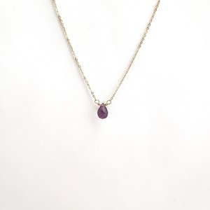 14K Solitaire Amethyst Minimal Tiny Teardrop Pendant Chain Necklace. 14K Yellow Solid Gold.Amethyst Semiprecious Stone Chain Necklace.
