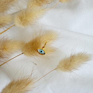 Grekiskt onda ögat-hänge i sterlingsilver: Pärlemor-berlock med lycka till-skydd