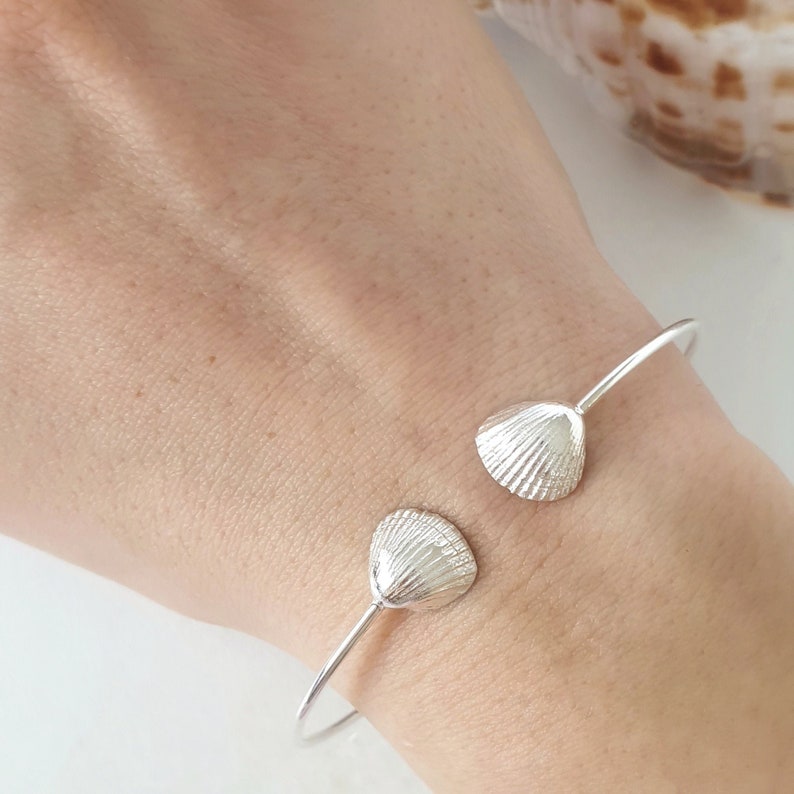 Seashell Silver Open Cuff Bracelet 925 Sterling Silver. Summer Bracelet Beautiful Details Seashell Charm