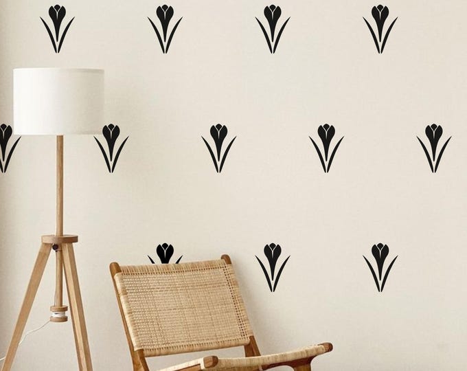 Tulip Wall Decals Minimalist Flower Pattern for Boho Floral Decor