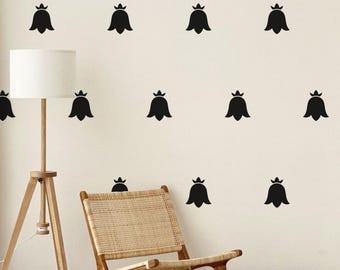 Boho Bell Flower Wall Decals: Simple Floral Pattern (4" x 4.75")