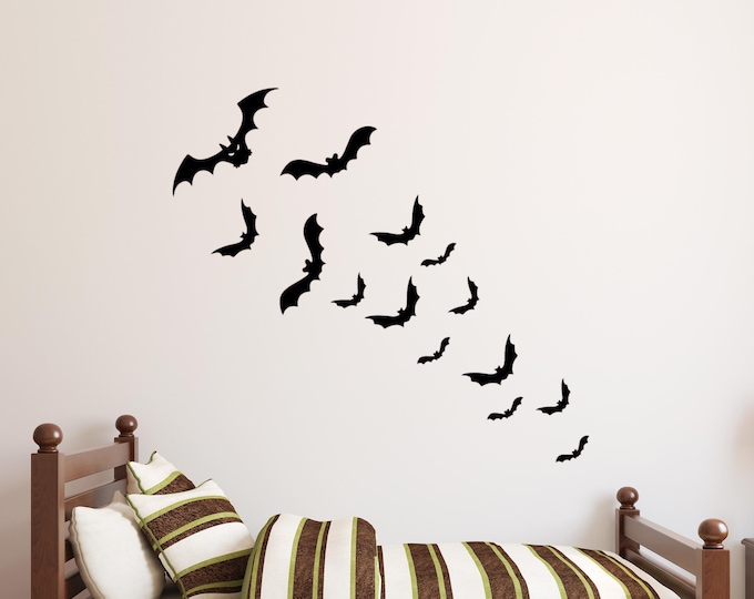 Flying Bat Wall Decals: Spooky Halloween Decor Set