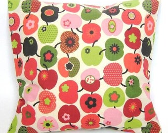 Pillowcase "Apple Heart" in retro look with hotel closure