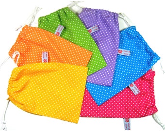 Drawstring gift bag 24 colours with dots and 5 sizes to choose