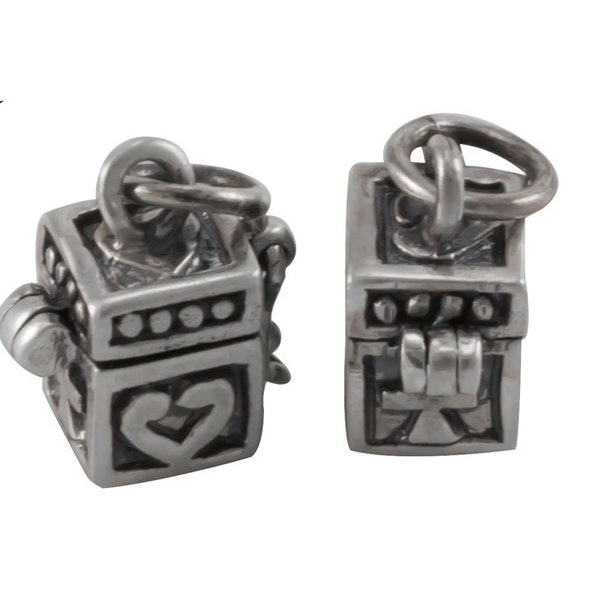 Sterling Silver Tiny Prayer Box With Hearts Charm Pendant, Priced Per Piece, Bulk Silver Prayer Boxes, Wish Box Charm, PB053