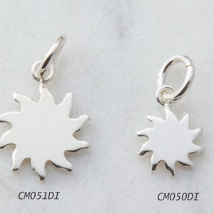 2pcs-Engraveable Sterling Silver Sun Charm in Small or Medium,Silver Sun Shine Pendants,stampedabale Silver Pendants,Summmer,CM050-51DI