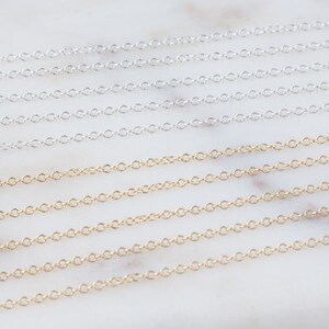 5 フィート - 1.2 mm ラウンド ストロング チェーン (スターリング シルバー、ゴールド フィルド)、スプール チェーン、5 フィート セクション チェーン、レギュラー ケーブル チェーン、ラウンド ケーブル SCNF153